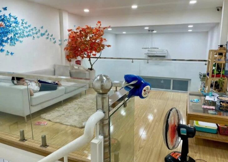 NHÀ 2 TẦNG – DT 61M² – HXH – SÁT ĐH CÔNG THƯƠNG, GẦN AEON MALL – TÂN PHÚ – NHỈNH 5 TỶ