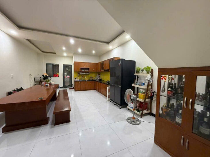 Biệt thự mặt tiền 200m đường Thạnh Mỹ Lợi,P.Thạnh Mỹ Lợi Dt 8×26 Ngang khủng Vị trí gần Đảo Kim