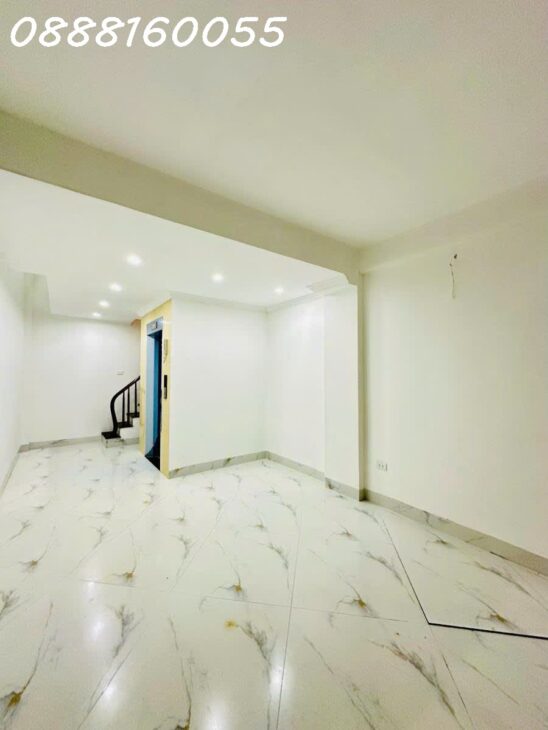 BÁN NHÀ THẠCH BÀN – 7 TẦNG THANG MÁY – MẶT PHỐ 10M – Ô TÔ – 59M – 9 TỶ