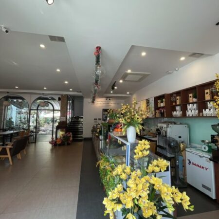 cho thuê nhà mặt tiền đường đỗ bá ngũ hành sơn đà nẵng lô đôi góc 2 tầng 180 m2