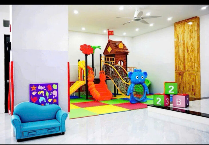 Bán tòa nhà mặt tiền đường Lê Chân, trung tâm P. Phước Tân, thành phố Nha Trang. Cần bán tòa nhà