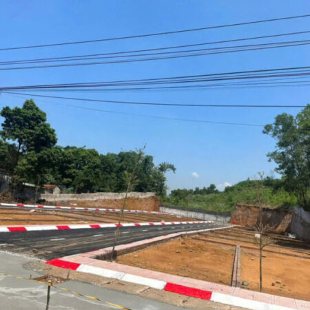 BÁN LÔ ĐẤT HÒA BÌNH CHỈ NHỈNH 300 TRIỆU – LẤY ĐÂU RA GIÁ NÀY NỮ