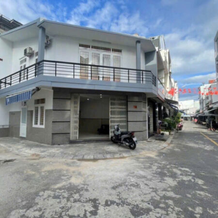 HẠ GIÁ BÁN NHANH 5TỶ350 TRIỆU.v DT đất: 42m² (ngang 4m) DT sàn sử dụng: 97m² Chỉ 5tỷ 350