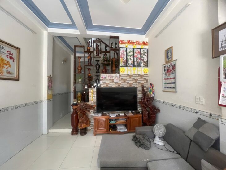 Nhà 3 Tầng Võ Văn hát – Gần ĐH Tài Chính Marketing – Giá Chỉ 5.3 Tỷ