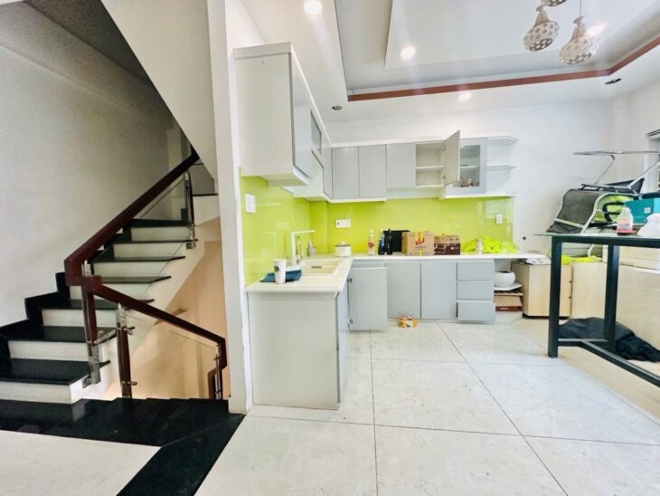 Mặt tiền Yên Thế Tân Bình – 6 tầng thang máy – Nhà đang cho thuê – Giữ tiền cực tốt – Giá 13,5 tỷ