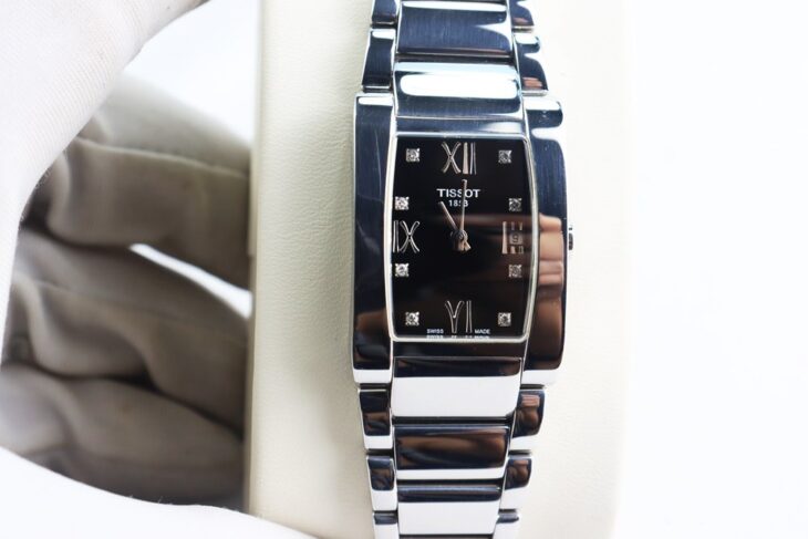Đồng Hồ Tissot Nữ Mặt đen, cọc số giờ đính Kim Cương thiên nhiên – Fullbox…