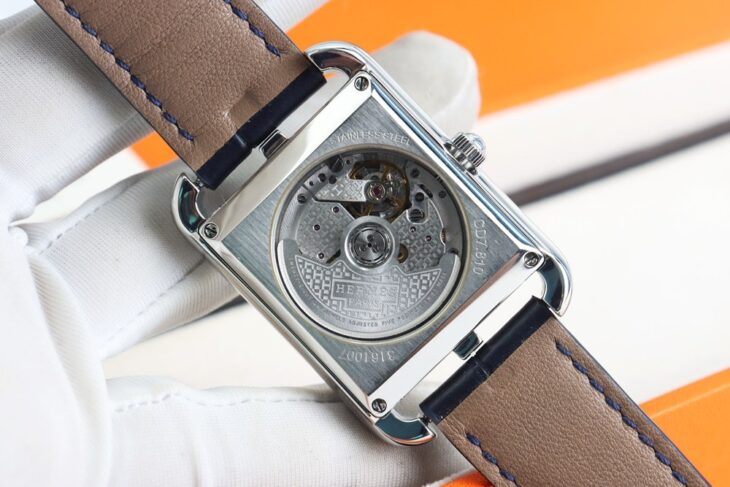 ĐH Nam : Hermes Cape Cod Automatic, Mặt xanh Navy, cọc số học trò fullbox…