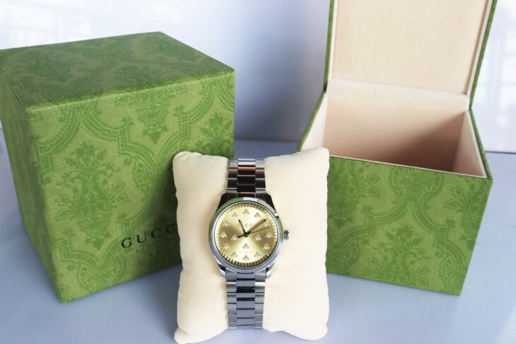 ĐH Nam Gucci YA1264191 Timeless MultiBee Automatic Mặt Gold Siêu Đẹp – Size 38mm Fullbox