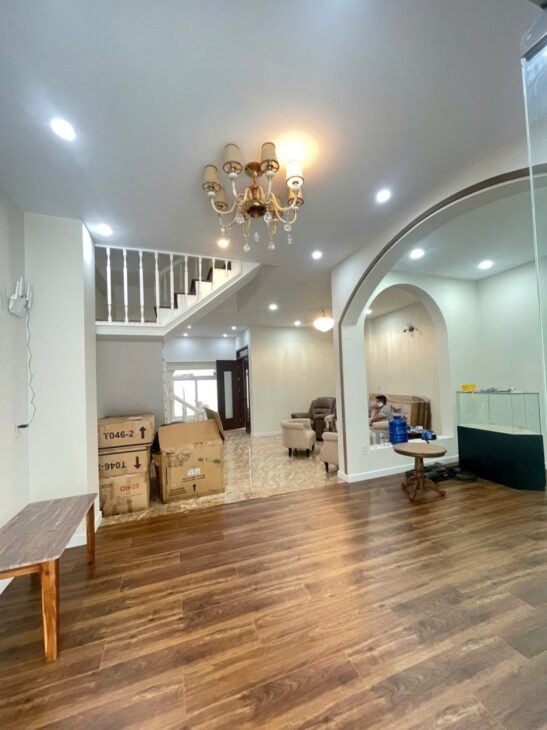 Bán nhà đường số 8, Phường Linh Trung, Thủ Đức, TP HCM. DT 70m2, 3 tầng, 3PN, SH, 6.5 tỷ.