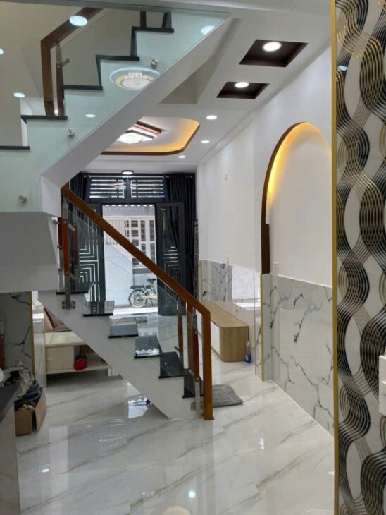 L1652 ⭐️ Giảm 100tr! sát UBND Phường Gò Vấp, SHR, 3 tầng, 3x9m, 4.x tỷ x nhỏ