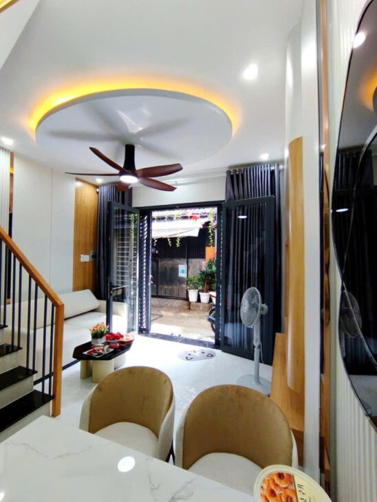 T1681 🔥 sát UBND Phường Gò Vấp, SHR, Vuông, 2 tầng, 4x8m, 4.x tỷ