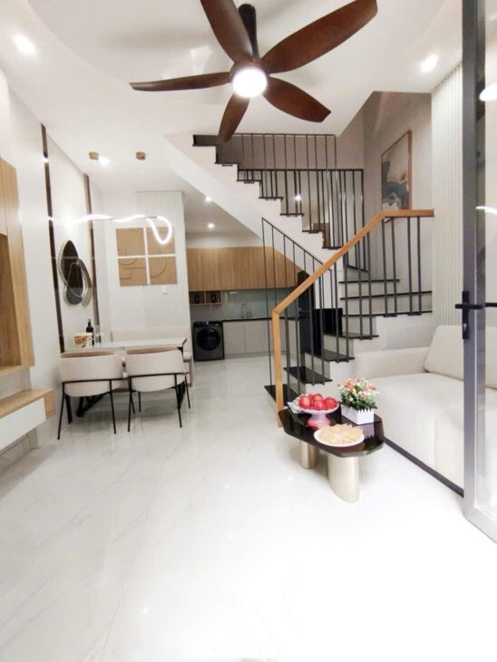 T1681 🔥 sát UBND Phường Gò Vấp, SHR, Vuông, 2 tầng, 4x8m, 4.x tỷ