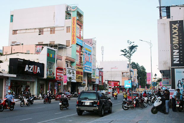 Chính chủ rao bán nhà tại đường Lê Duẩn – TP Đà Nẵng; DT đất 108,3 m2; giá 14,2 tỷ