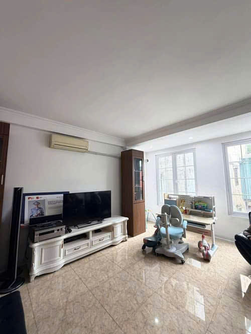 BÁN NHÀ NGÕ ĐỘI CẤN 75M 4 TẦNG MT 6.2M Ở LUÔN GẦN PHỐ GIÁ 18.8 TỶ 0878168006