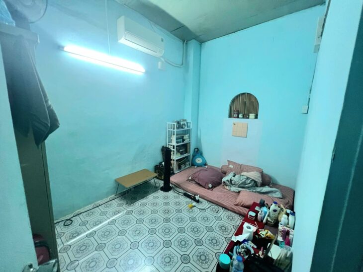 Nhà HXH Đường Lê Văn Sỹ Phường 1 Quận Tân Bình Cũ.