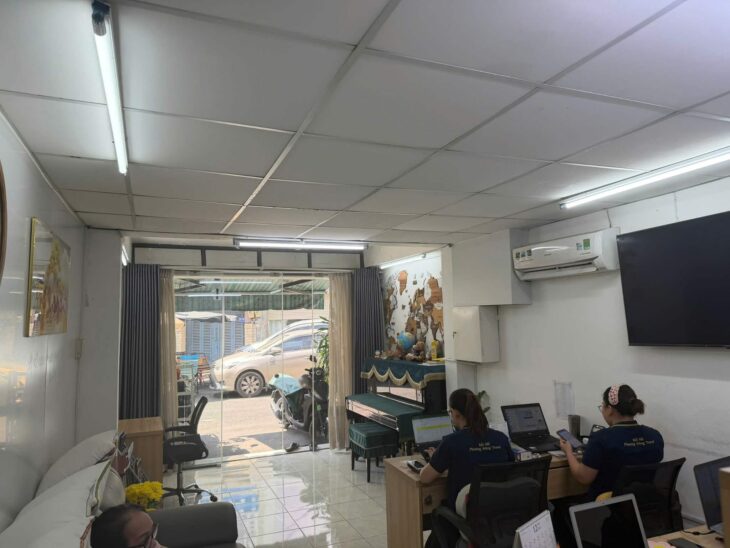 Nhà HXH Đường Lê Văn Sỹ Phường 1 Quận Tân Bình Cũ.