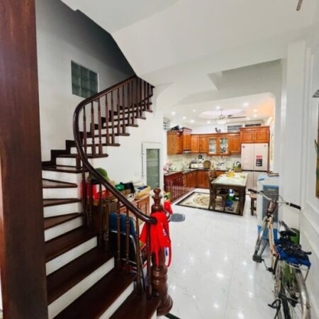 BÁN NHÀ HOÀNG QUỐC VIỆT – DT 40/45m, 6 TẦNG, 20M RA Ô TÔ – GIÁ 13.2 TỶ!