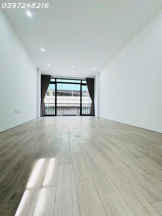 BÁN NHÀ NGỌC LÂM LONG BIÊN – 50M2 – Ô TÔ – LÔ GÓC – GIÁ TỐT KHU VỰC – NHỈNH 12 TỶ