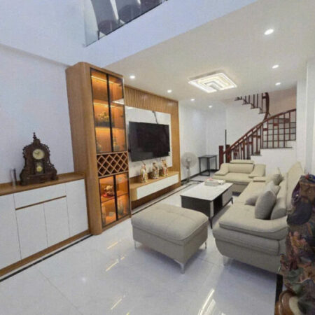 Bán nhà Thạch Bàn, gần AEON, 53m2, không gian sống yên bình, 5.95 tỷ