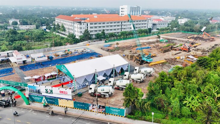 The Emerald Garden View chỉ 35tr/m2 Sống Đẳng Cấp, An Nhiên Giữa Thiên Nhiên giữa Thuận An. The Emerald Garden View chỉ 35tr/m2 Sống Đẳng Cấp, An Nhiên Giữa Thiên Nhiên giữa Thuận An.