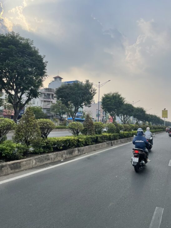 Bán nhà mặt tiền 24x40m giá 109 tỷ Đường Trường Chinh