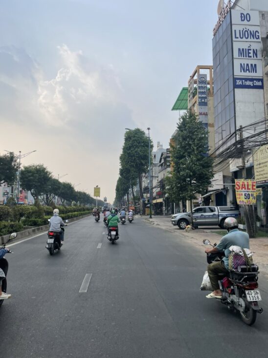 Bán nhà mặt tiền 24x40m giá 109 tỷ Đường Trường Chinh