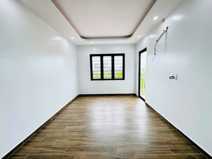 Bán Nhà 4 Tầng Mặt Ngõ 282 Đà Nẵng – Ô Tô Tránh, Kinh Doanh Sầm Uất – Trung Tâm Hải Phòng