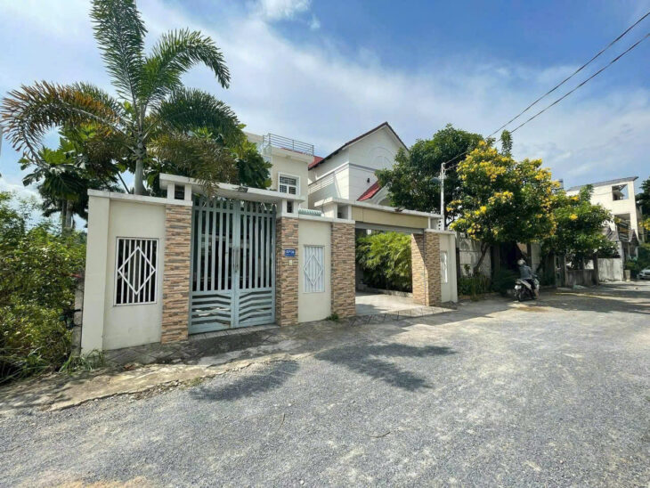 Bán Biệt Thự 1 trệt 1 lầu 1 tum. Liền kề KDC Phúc Hiếu . Hiệp Hoà. Tp Biên Hoà-0909808615