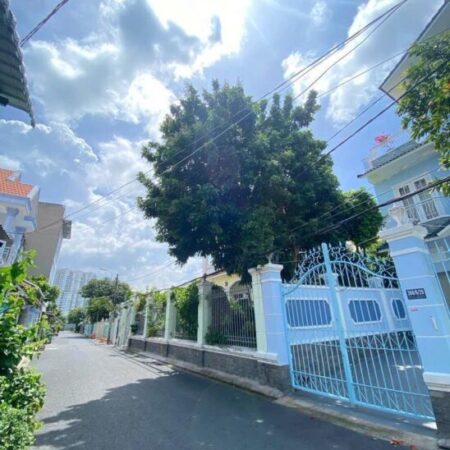 Bán nhà 1 trệt 1 lầu – 6PN – diện tích lớn 106,9m²