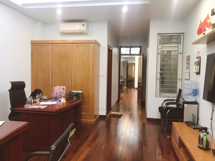 NHÀ MẶT PHỐ – OTO 2 CHIỀU – KINH DOANH ĐỈNH – Ở KẾT HỢP KINH DOANH 70 TRIỆU / THÁNG – Hoàng Hoa