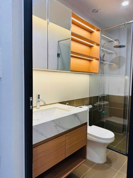 BÁN NHÀ GIẢI PHÓNG – LÔ GÓC – 3 MẶT THOÁNG – THANG MÁY – KINH DOANH NGÕ THÔNG Ô TÔ VÀO NHÀ