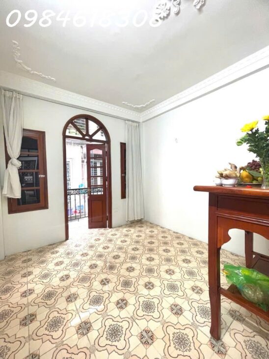 Bán nhà Xuân Thủy Cầu Giấy – 57m² – Ô tô đỗ cửa – Giá 15.6 tỷ