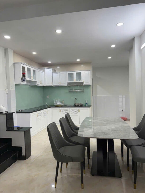 💥💥💥NHÀ 2 TÀNG MỚI – HẺM THẲNG 4M HẺM XE HƠI – CÁCH ĐUÒNG HUỲNH TẤN PHÁT 50M – NGAY ĐÀO TÔNG