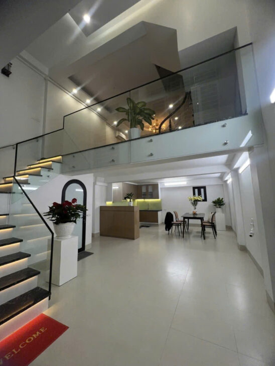 HIẾM – GIANG VĂN MINH – TRUNG TÂM QUẬN BA ĐÌNH – NGÕ THÔNG TỨ TUNG – NHÀ ĐẸP Ở NGAY – 10M RA OTO