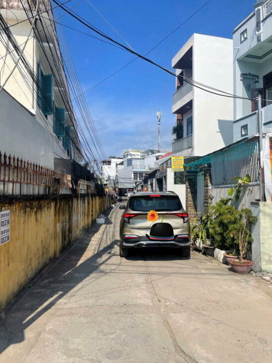 BÁN NHÀ MỚI 3 TẦNG CĂN GÓC 2 MẶT TIỀN PHƯỚC LONG, NAM NHA TRANG.