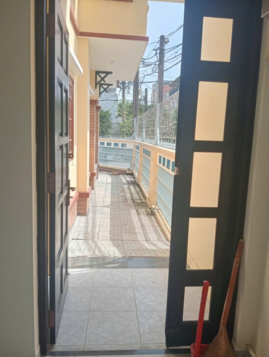 Cận Tết cần bán gấp biệt thự góc 2 mặt tiền đường Số 19 KDC Bình Hưng