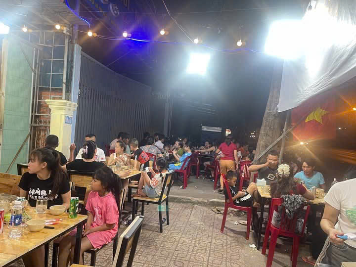 CẦN SANG LẠI QUÁN KINH DOANH TÂM HUYẾT – MẶT BẰNG ĐẸP TẠI 640 VÕ VĂN KIỆT – PHƯỜNG KHÁNH XUÂN –