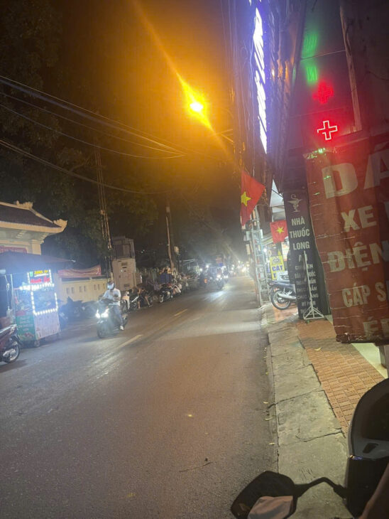 Cực hiếm chính chủ cần bán nhà Phố Trần Cung Cổ Nhuế diện tích 37m x 4 tầng mặt tiền 4 m giá bán