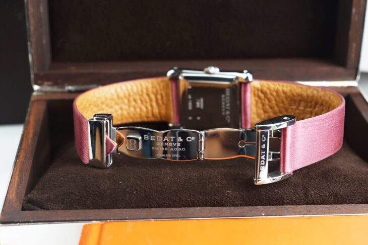 ĐH Nữ : BEDAT & Co No. 7 Automatic, cọc số Kim Cương Niềng đính xà cừ New 99%