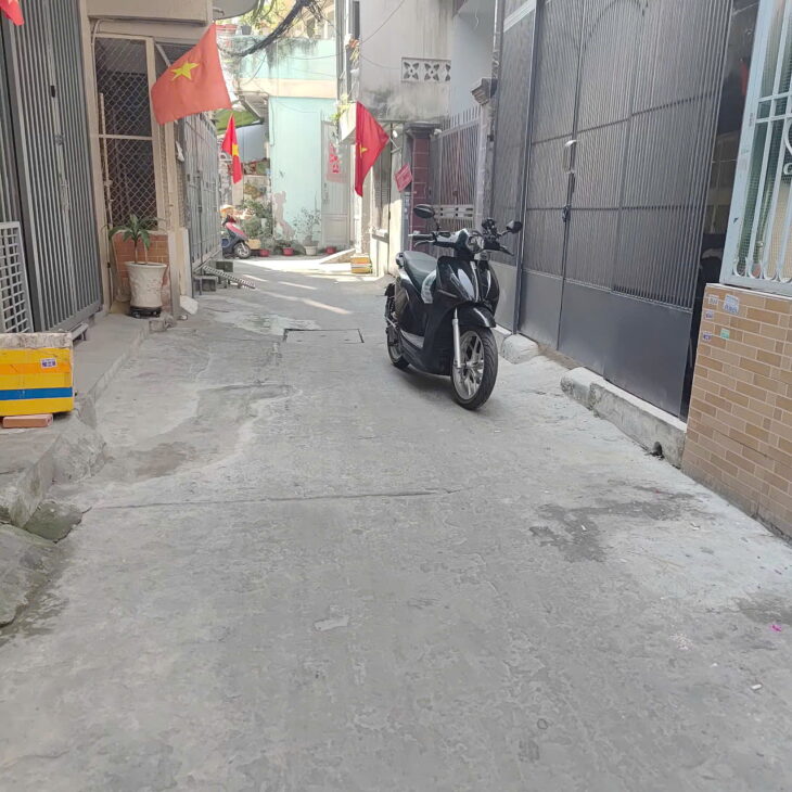Nhà hẻm 102 Âu Dương Lân P3-Q8, Giá : 7,7 Tỉ (TL)