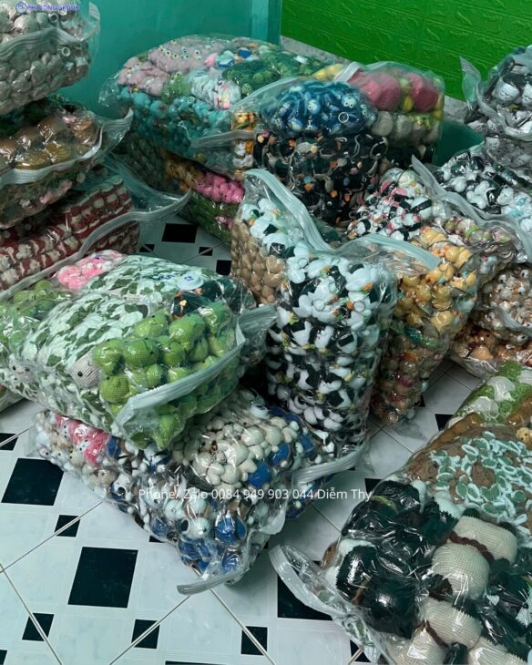 GỬI LEN ĐI NƯỚC NGOÀI – TÚI XÁCH, MÓC KHÓA, ÁO LEN