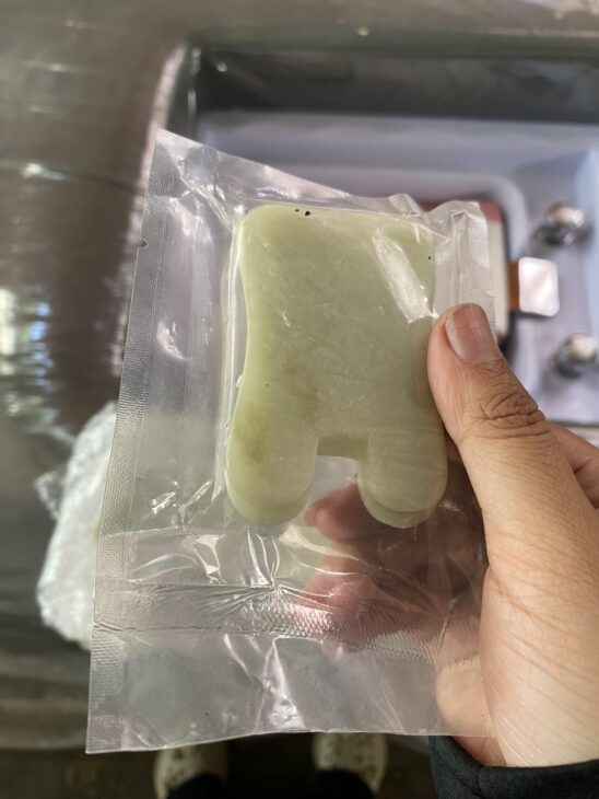 Gửi kềm, dụng cụ làm nail đi Mỹ