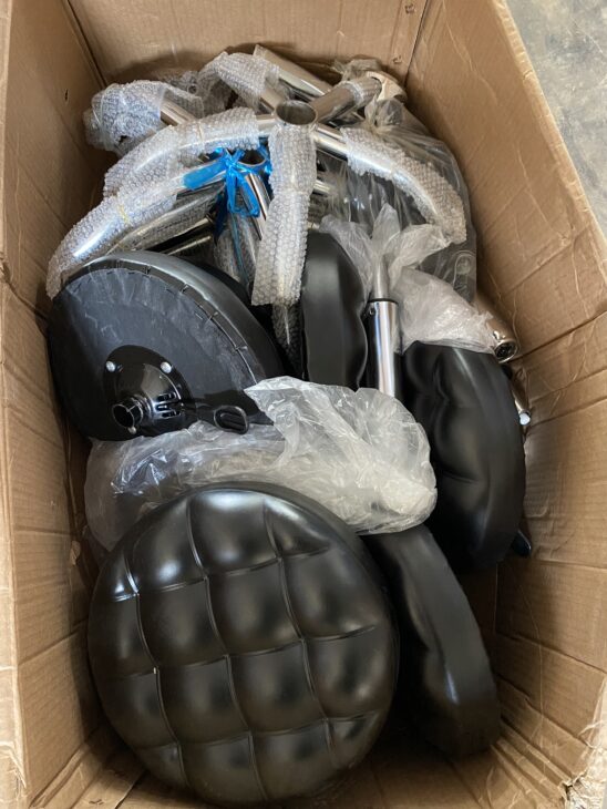 Gửi kềm, dụng cụ làm nail đi Mỹ