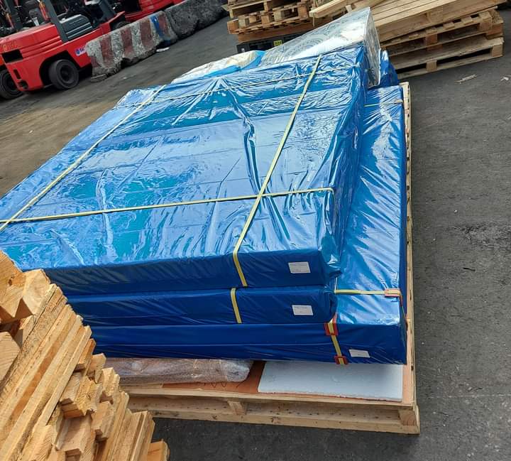 GỬI NỆM CAO SU ĐI MỸ BẰNG ĐƯỜNG BIỂN – BAO THUẾ – GIAO TẬN NHÀ