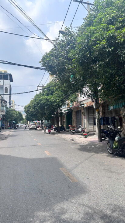 Mặt tiền Trần Nguyên Hãn – P13 – Q8, Giá : 11,5 Tỉ (TL)