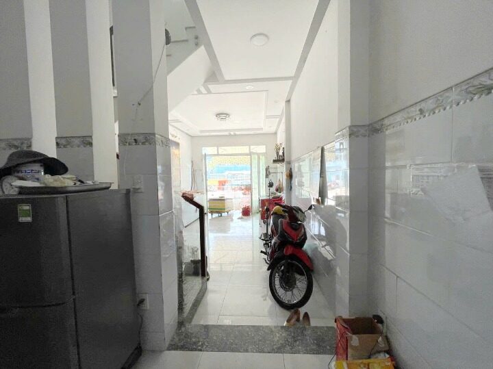 Nhà Mặt tiền Tạ Quang Bửu -P4-Q8, Giá : 11,5 Tỉ (TL)