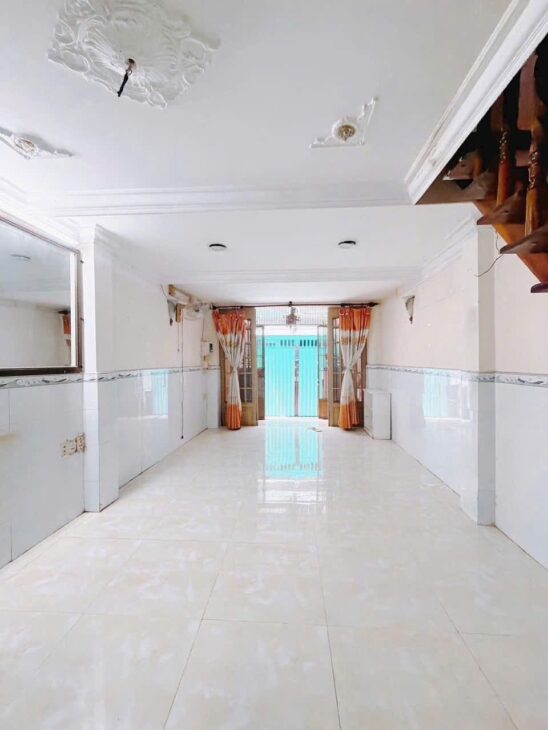 BÁN NHÀ QUẬN 4 – KÈO THƠM KHU DÂN CƯ KHÔNG QUY HOẠCH CÁCH MẶT TIỀN XÓM CHIẾU 30M