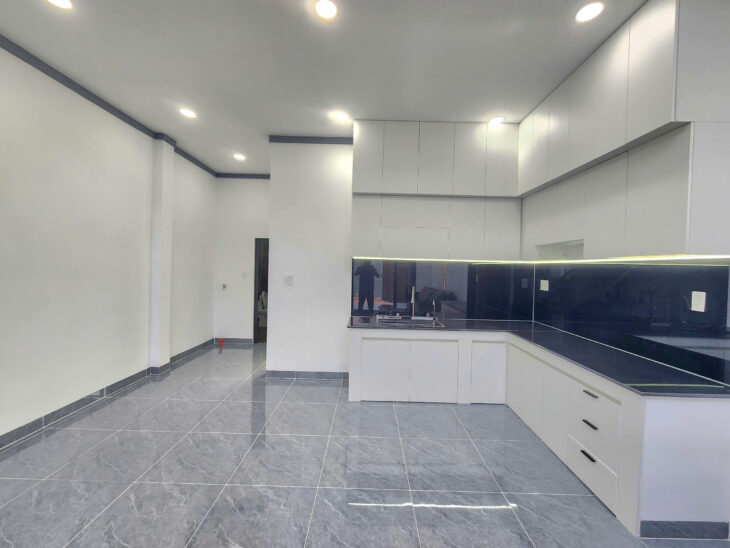 BÁN NHÀ 1 TRỆT, 1 LẦU. 2 MẶT TIỀN. TP LONG KHÁNH. ĐN. CHỈ 1 TỶ 850TR