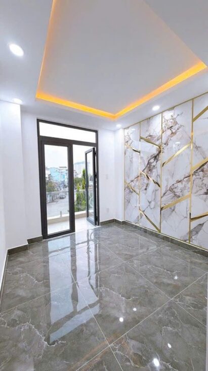 ĐOÀN VĂN BƠ – NHÀ 3 TẦNG NHỎ XINH – XÁCH VALI VÀO Ở NGAY💰 Giá chính chủ: 3.5 TỶ – bớt Lộc Cách hẻm