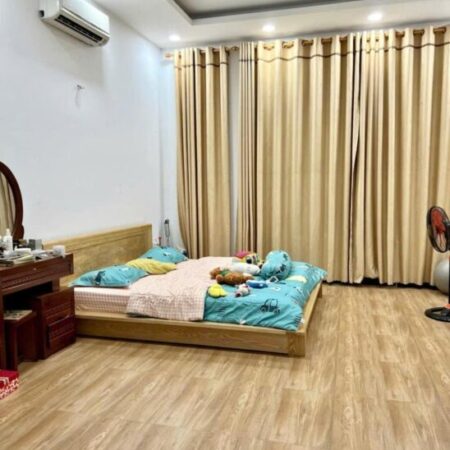 HIẾM! NHÀ 4 TẦNG GIÁP GÒ VẤP – DÒNG TIỀN 20TR/THÁNG – TƯƠNG LAI RA MẶT TIỀN 12M HIẾM! NHÀ 4 TẦNG GIÁP GÒ VẤP – DÒNG TIỀN 20TR/THÁNG – TƯƠNG LAI RA MẶT TIỀN 12M